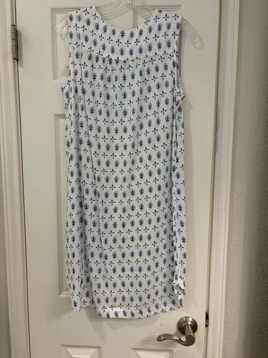 beachlunchlounge White Midi Dress with Blue Print - Picture 3 of 4